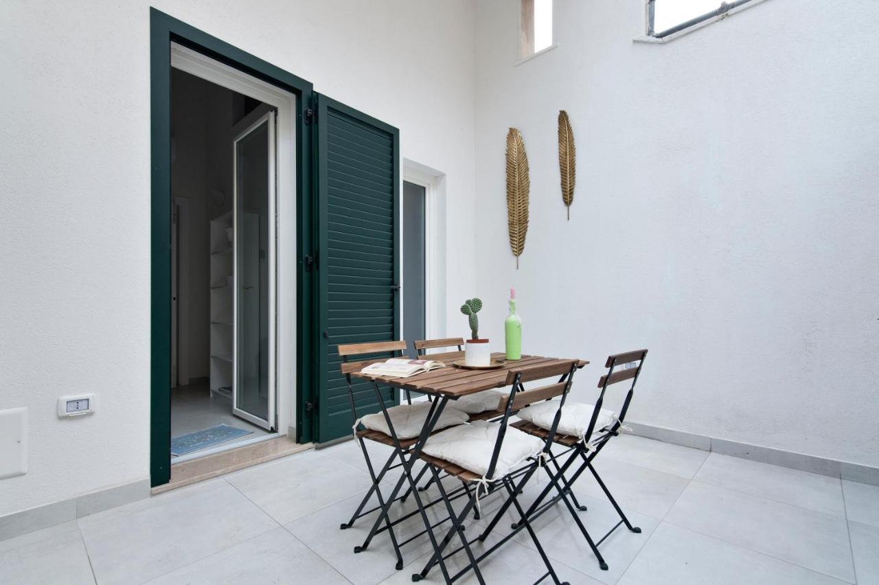 La Galla House - Sit Apartment Лечче Экстерьер фото